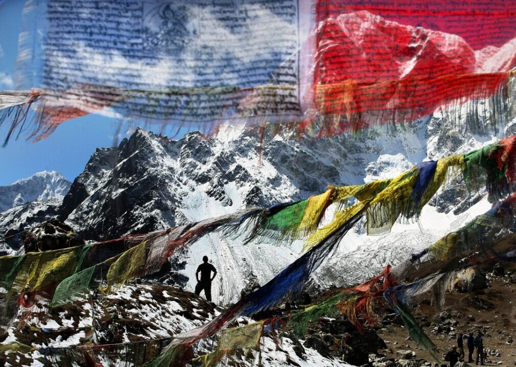 2012: 234 climbers reach summit of Mount Everest